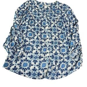 Lucky Brand Women's sz Medium Blue Cream Floral Dolman Sleeve Blouse Button Up